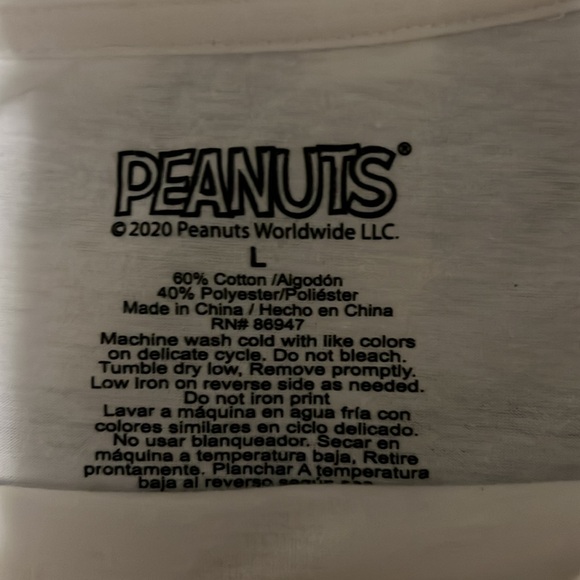 Peanuts Snoopy T-shirt - Picture 3 of 3